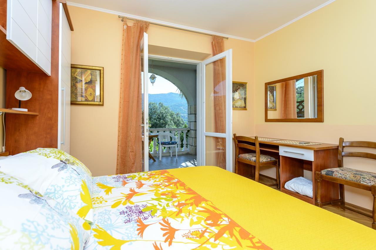 Two Palms Villa Затон Екстериор снимка